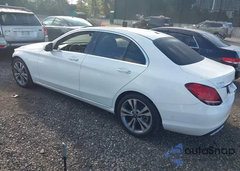 2019 Mercedes-Benz C 300 from USA, damaged, VIN WDDWF8DB4KR515140